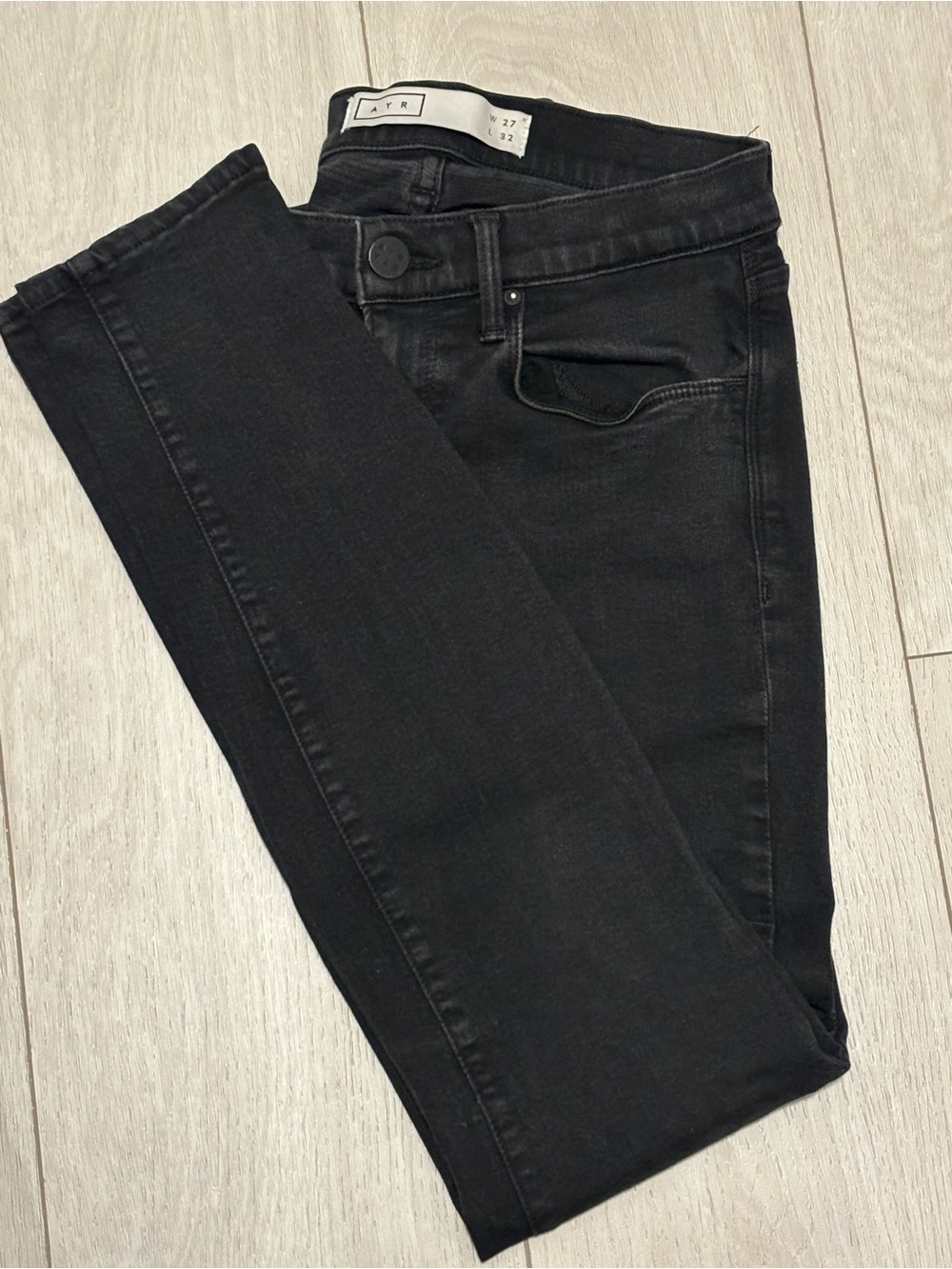 AYR Black Skinny Jeans – Style 13942 BK 247 – Size 27W x 32L